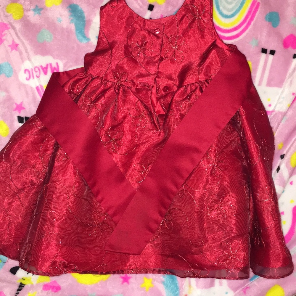 Red Dress - Picture 2 of 2